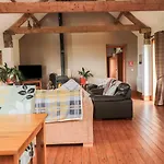 Holiday home Longstone